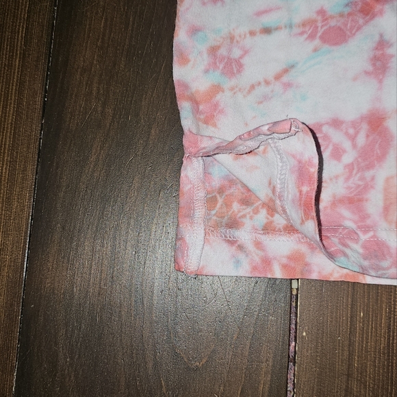 3/20.00. Victoria secret pink shirt - Picture 3 of 4